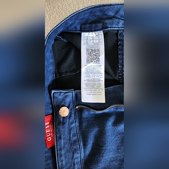 Guess jeans - Picture 7 of 7